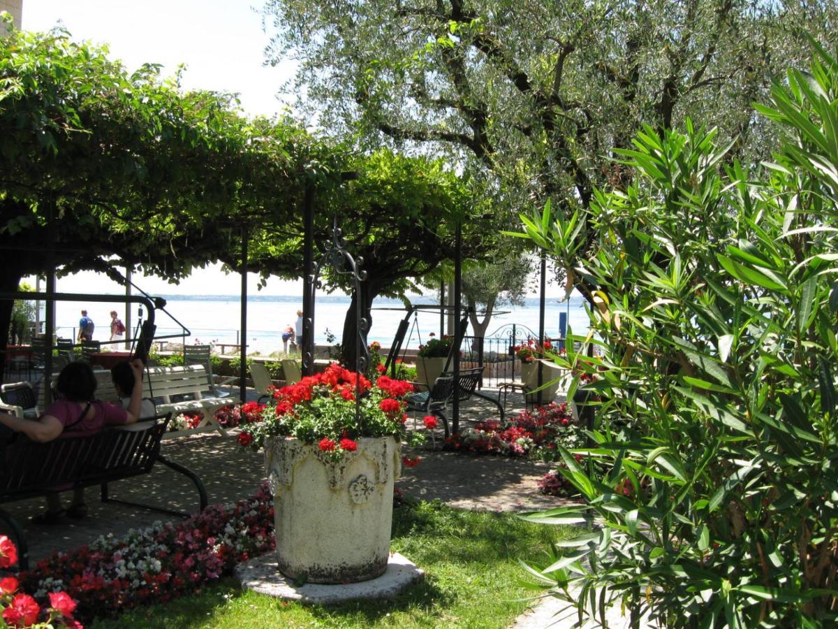 Hotel Giardino Sirmione Exterior foto